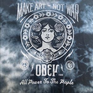 Obey make art not war tee